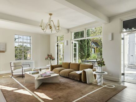 Picture of 4 bedroom house for sale.