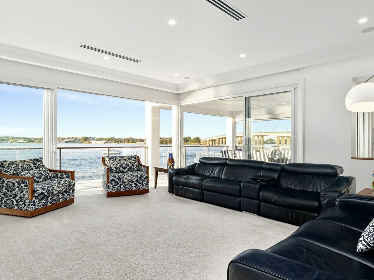 13 Holt Road, TAREN POINT, Taren Point - Thumbnail 6
