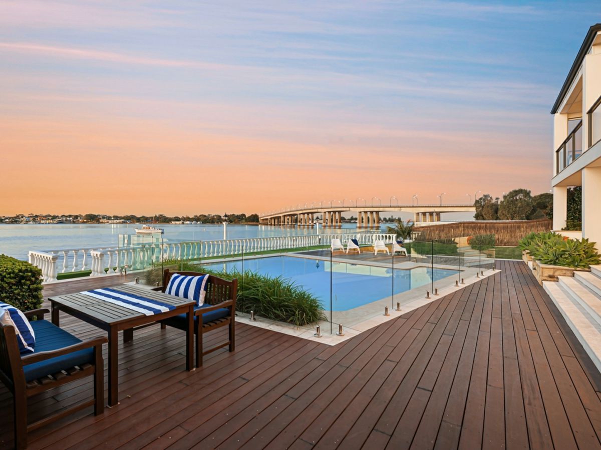 13 Holt Road, TAREN POINT, Taren Point - Image 1