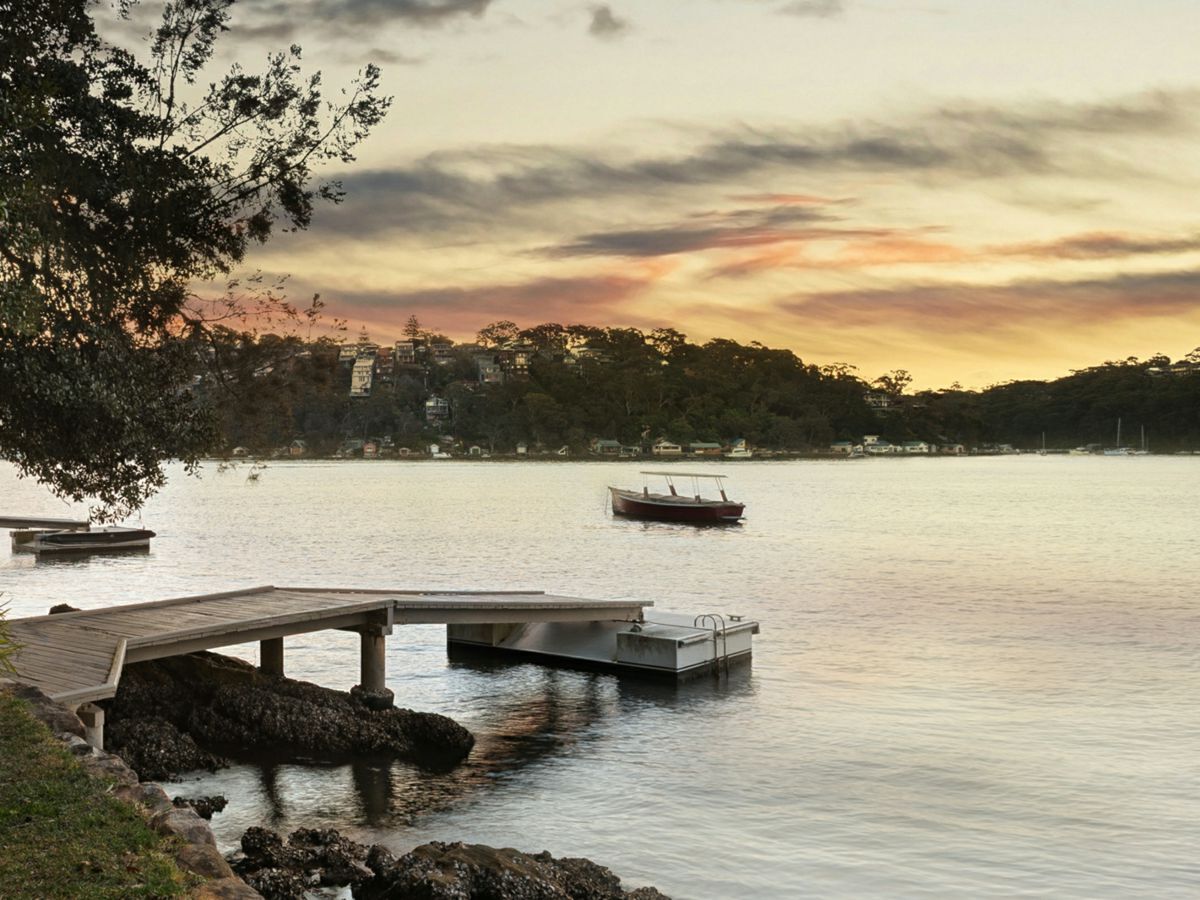 13 Yellambie Street, YOWIE BAY, Yowie Bay - Thumbnail 2
