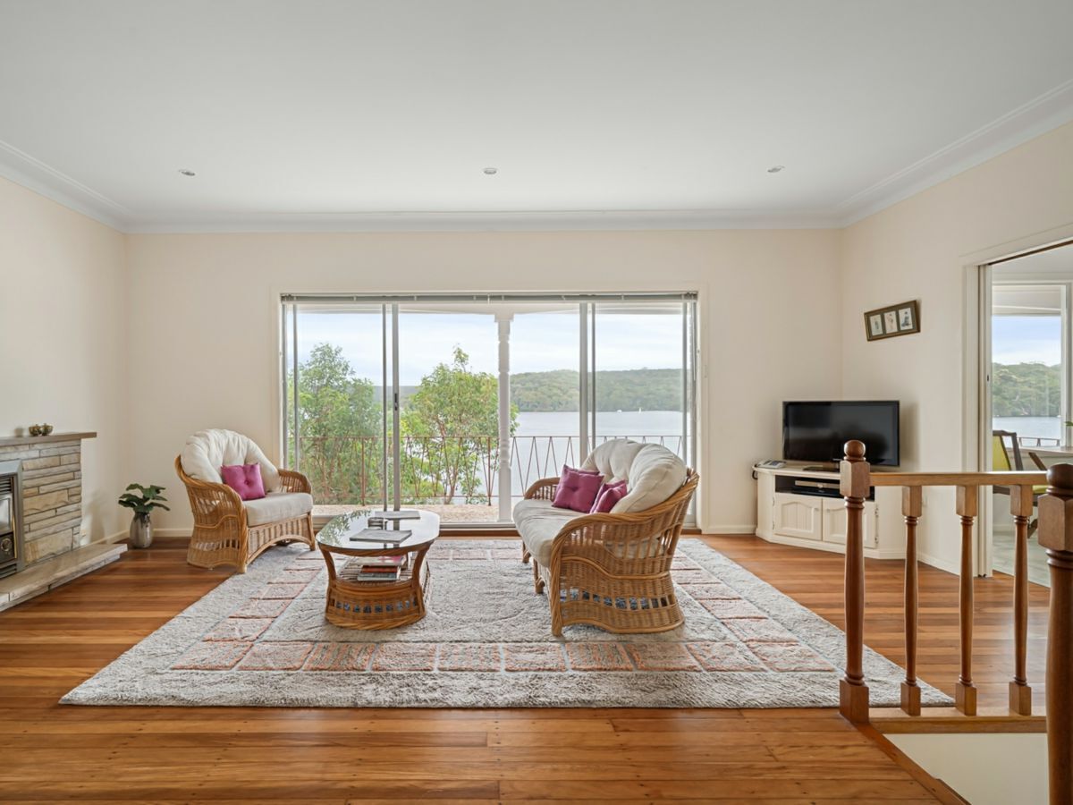 452 Willarong Road, CARINGBAH SOUTH, Caringbah South - Thumbnail 4