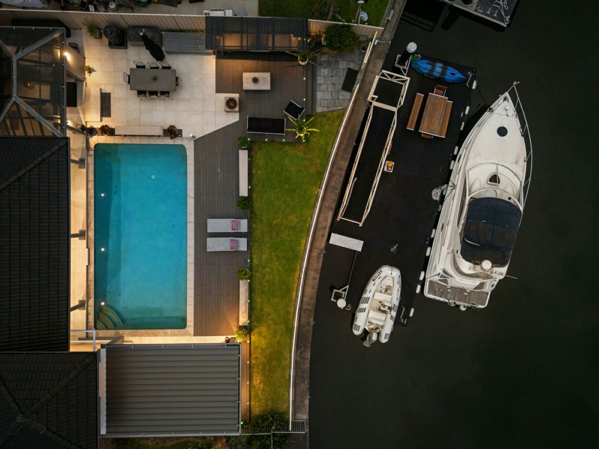 156 Belgrave Esplanade, SYLVANIA WATERS, Sylvania Waters - Thumbnail 4