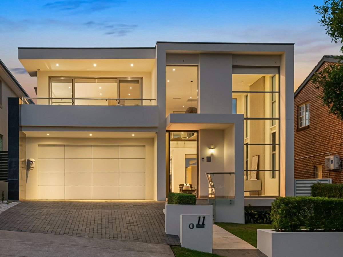 11 Lorna Avenue, BLAKEHURST