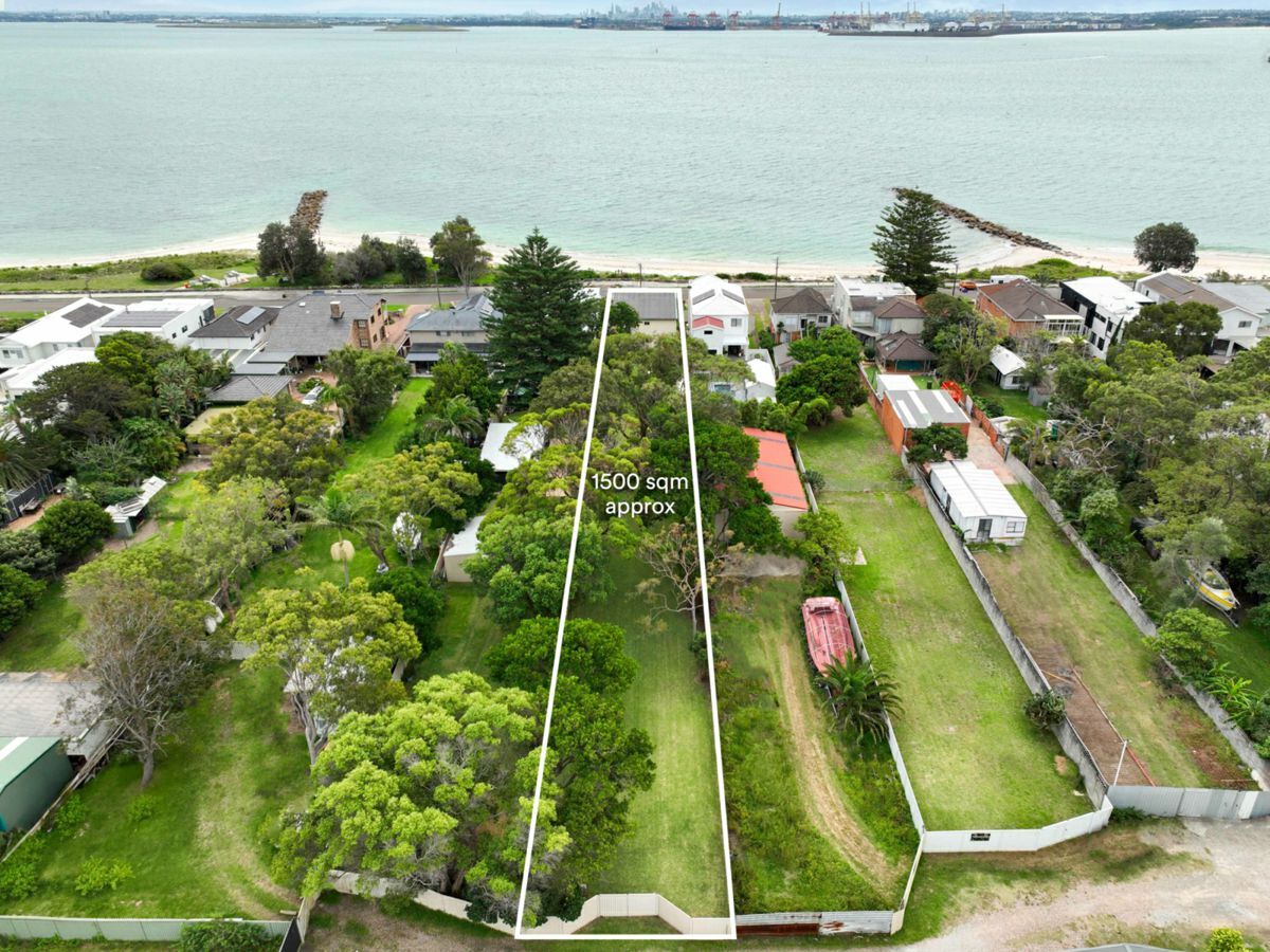 216 Prince Charles Parade, KURNELL, Kurnell - Thumbnail 2