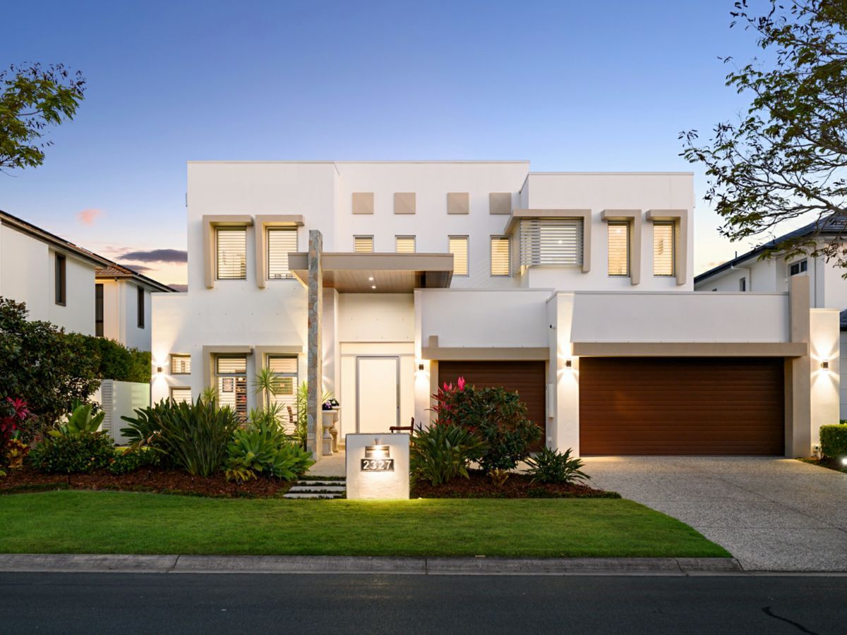 2327 Cressbrook Drive, HOPE ISLAND, Hope Island - Thumbnail 4