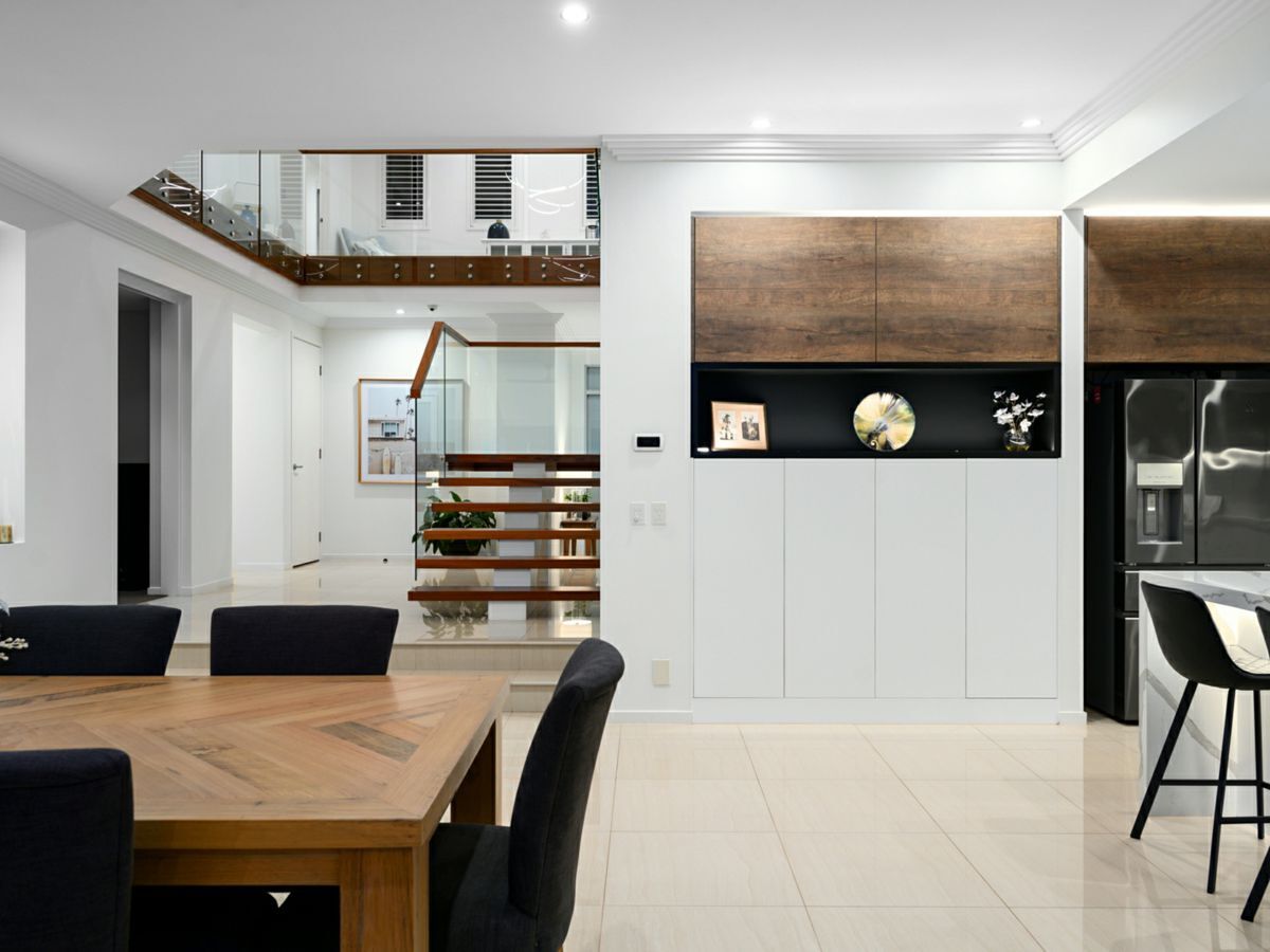 2327 Cressbrook Drive, HOPE ISLAND, Hope Island - Thumbnail 7