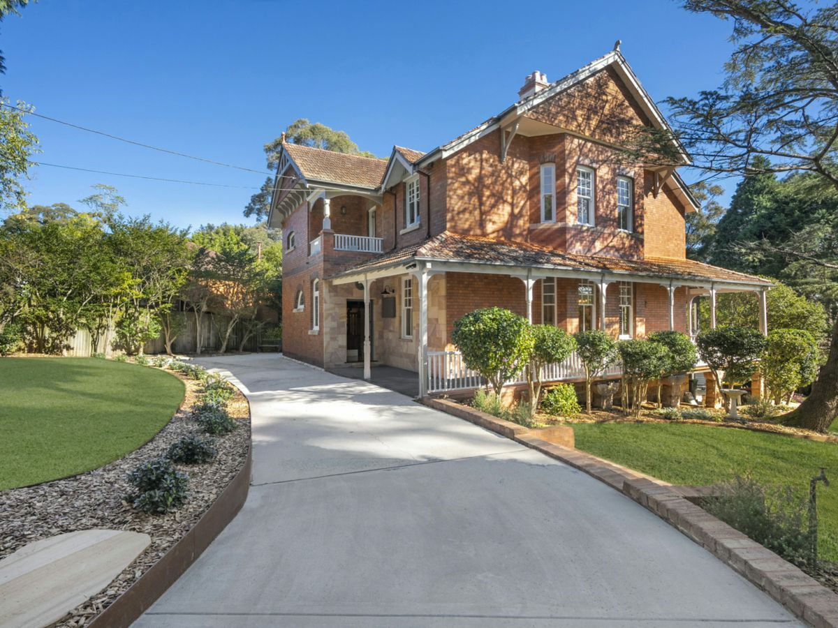 6 Beaconsfield Road, CHATSWOOD, Chatswood - Image 1