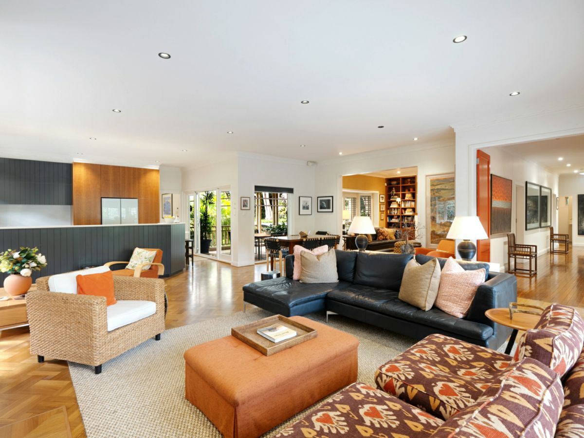 Roseville, Roseville - Thumbnail 5