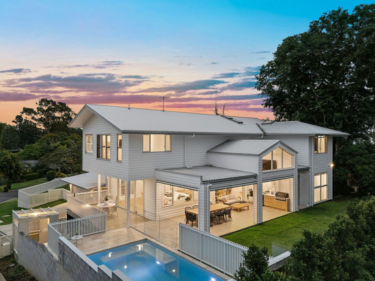 64 Molonga Terrace, GRACEVILLE, Graceville - Thumbnail 2