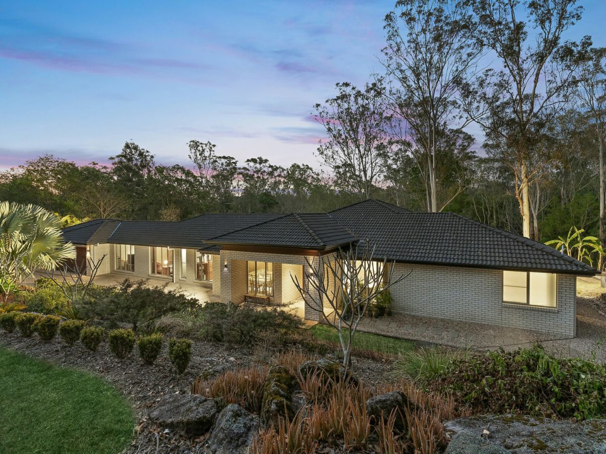 541 Brookfield Road, KENMORE HILLS, Kenmore Hills - Thumbnail 3