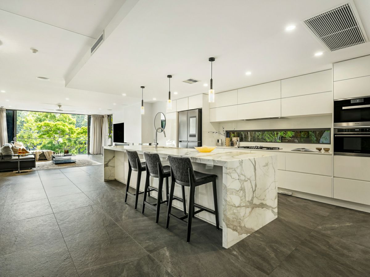 25 Morley Street, CHELMER, Chelmer - Thumbnail 4