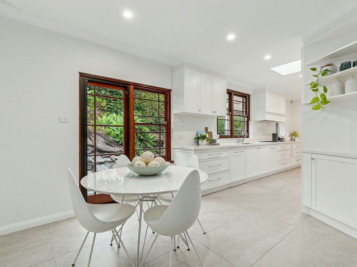 4 Padulla Place, CASTLE COVE, Castle Cove - Thumbnail 4