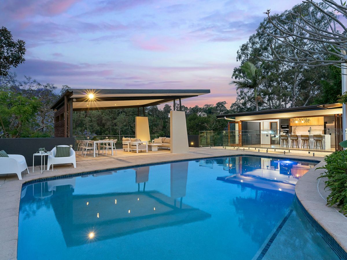 house for sale in 31 Mandalay Street, FIG TREE POCKET MCG22P1204508