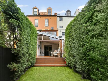 Picture of 3 bedroom house for sale.
