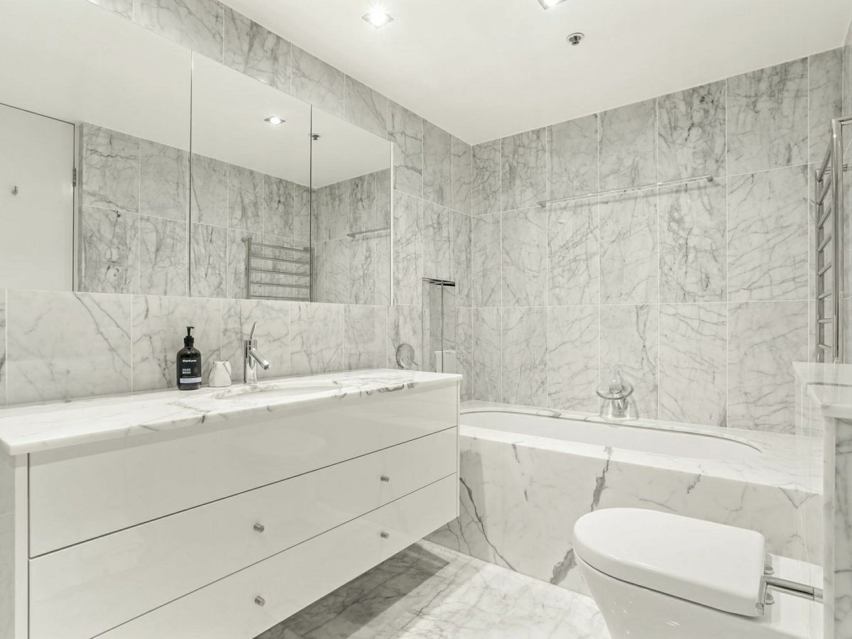 3701/129 Harrington Street, SYDNEY, Sydney - Thumbnail 2