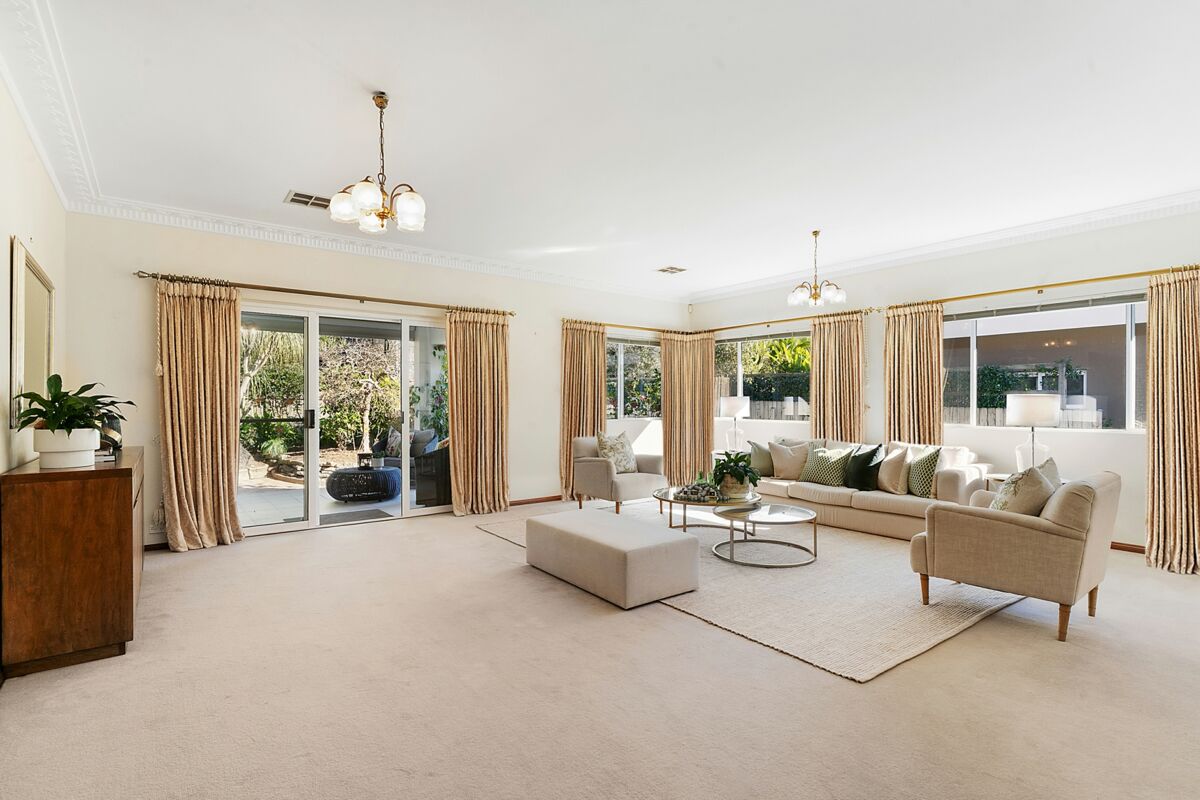 8 Warrane Road, ROSEVILLE CHASE, Roseville Chase - Thumbnail 2
