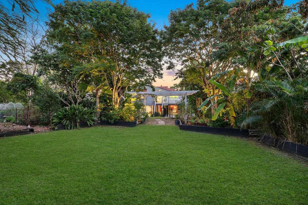 14 Fraser Street, GRACEVILLE, Graceville - Thumbnail 4
