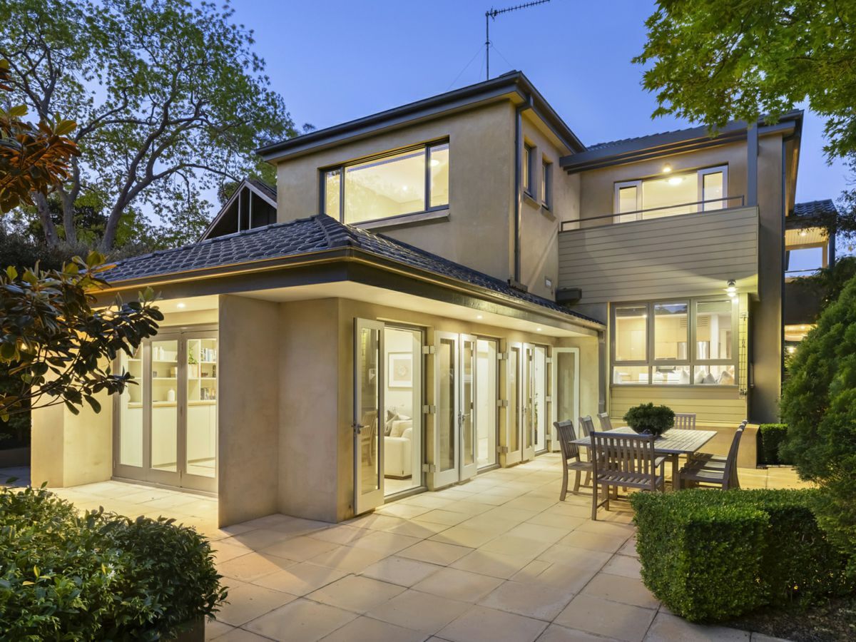 house for sale in 12 Bourmac Avenue, NORTHBRIDGE mcg22p1208544