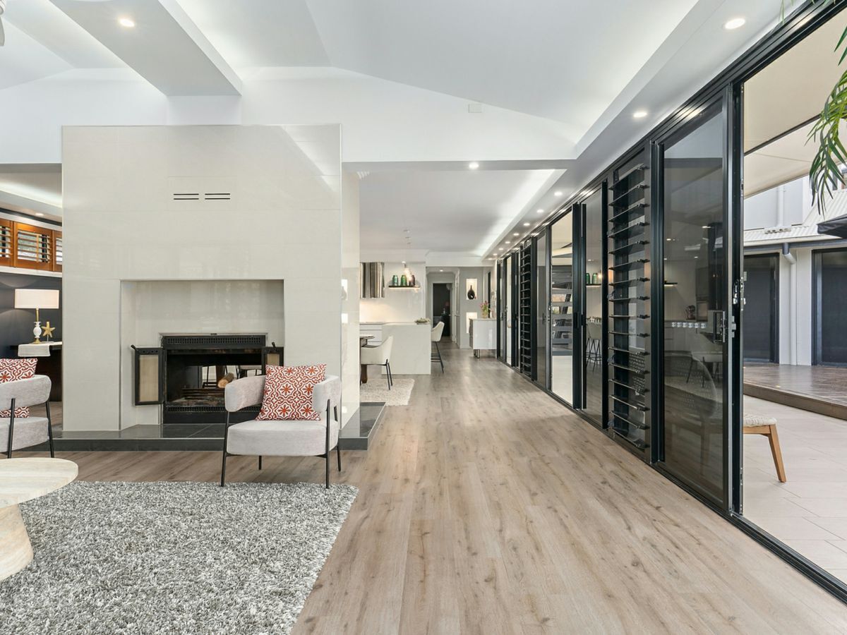 37 Banksia Place, BRIDGEMAN DOWNS, Bridgeman Downs - Thumbnail 4