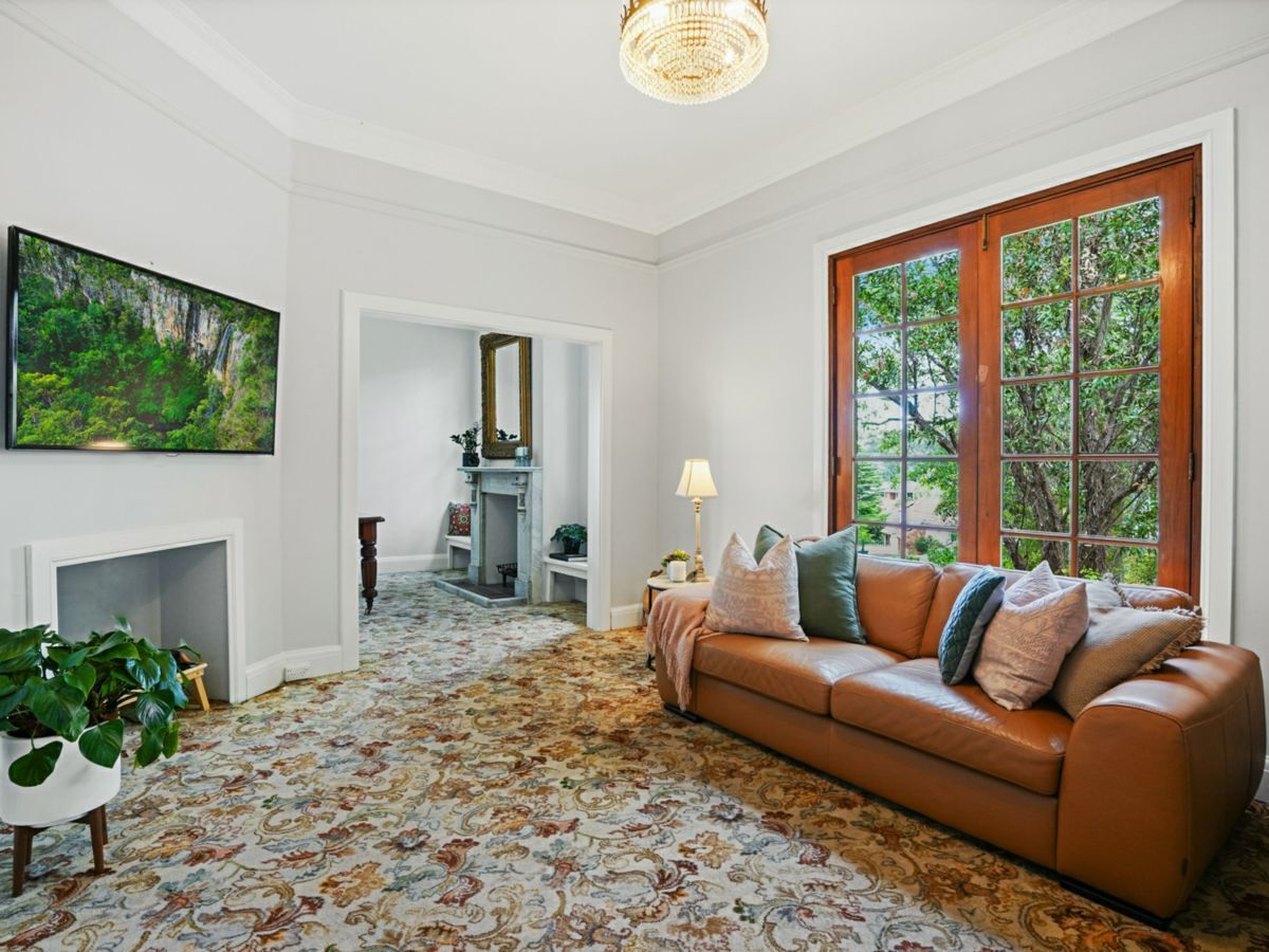 house for sale in 24 Chesterfield Road, EPPING mcg22p1211563 Knight