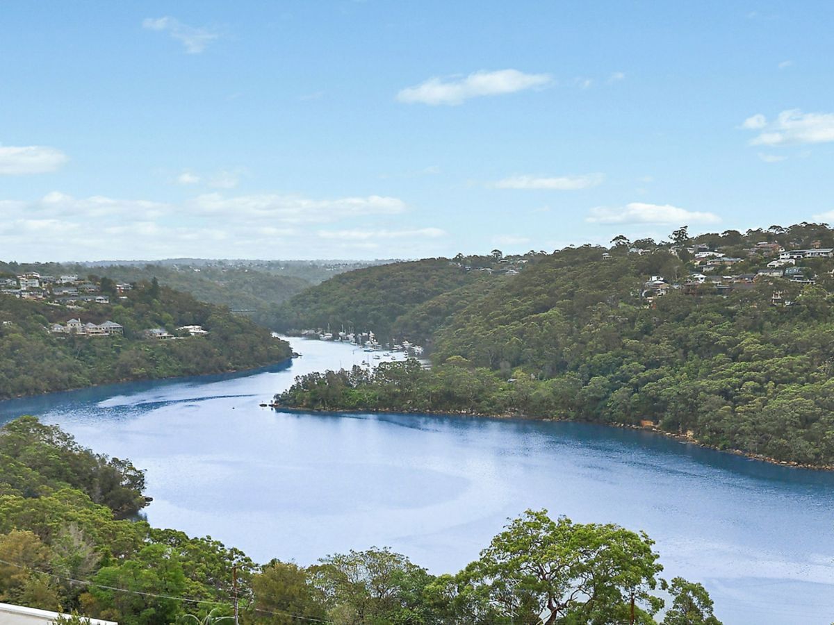 8 Padulla Place, CASTLE COVE, Castle Cove - Image 1