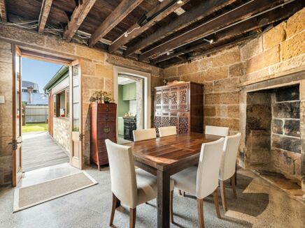 Picture of 4 bedroom house for sale.