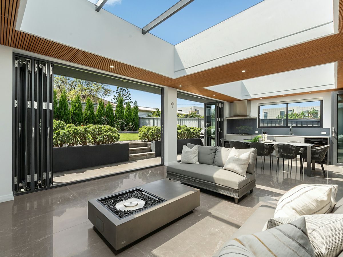 140 Tennyson Road, TENNYSON POINT, Tennyson Point - Thumbnail 2
