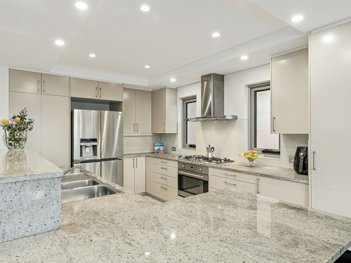 35 Clements Street, RUSSELL LEA, Russell Lea - Thumbnail 4