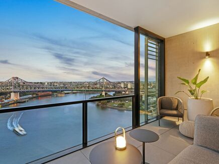 Picture of 3 bedroom apartment for sale.