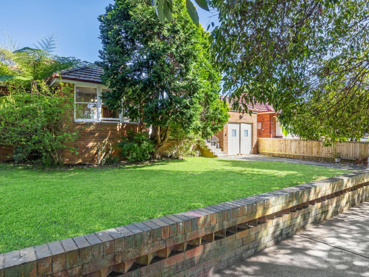 70 Sydney Street, WILLOUGHBY, Willoughby - Thumbnail 2