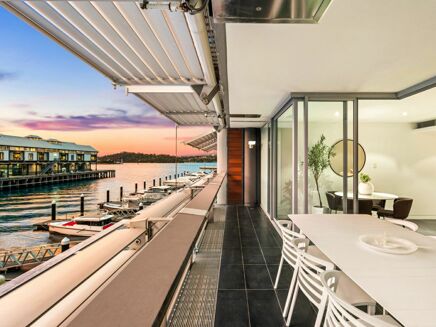 Picture of 3 bedroom apartment for sale.