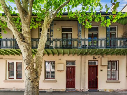 Picture of 3 bedroom house for sale.