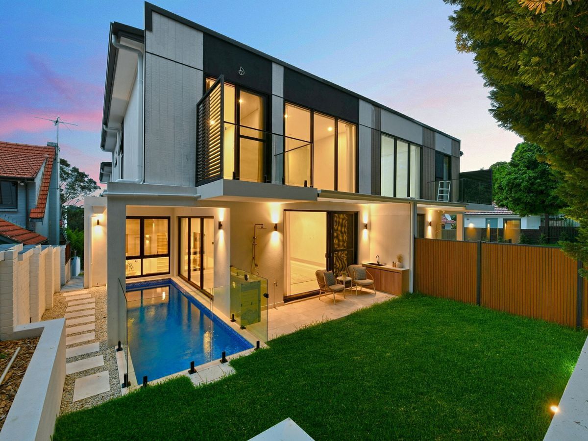 353 Eastern Valley Way, CASTLE COVE