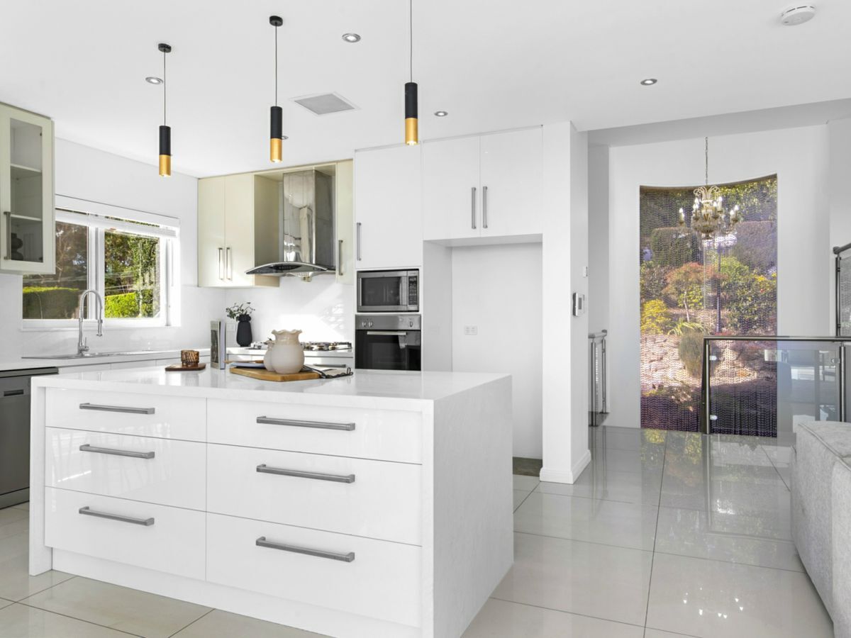 146 Melwood Avenue, KILLARNEY HEIGHTS, Killarney Heights - Thumbnail 8