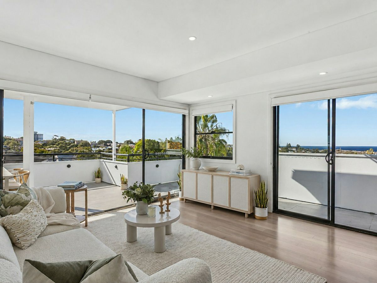 6 Seaview Street, CLOVELLY, Clovelly - Image 1