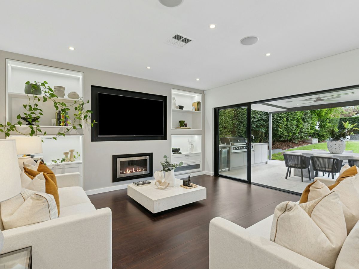 9 Epacris Avenue, FORESTVILLE, Forestville - Thumbnail 2