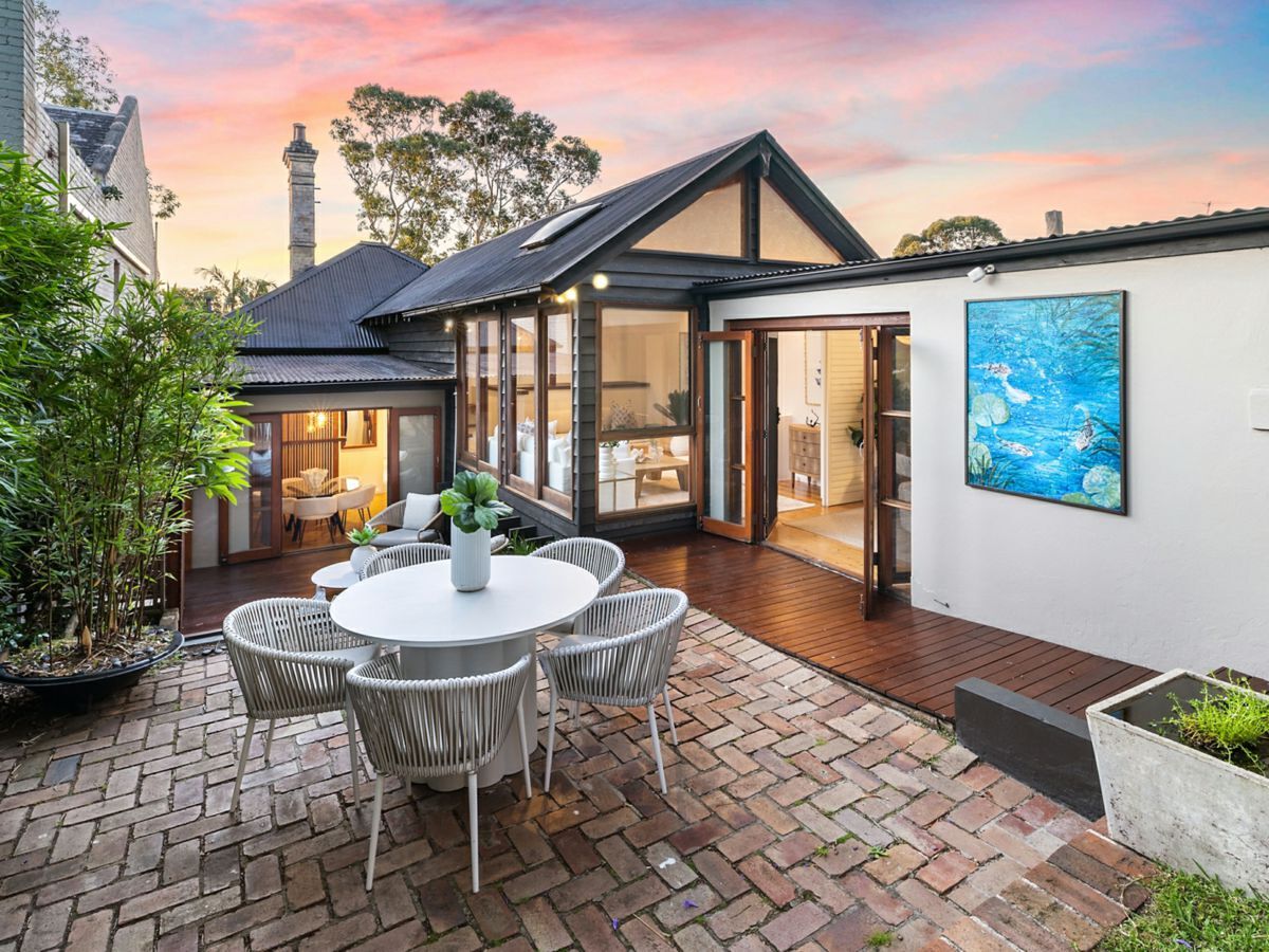 13 Bank Street, NORTH SYDNEY, North Sydney - Image 1