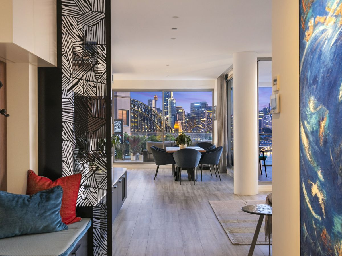 1101/118 Alfred Street, MILSONS POINT, Milsons Point - Thumbnail 2