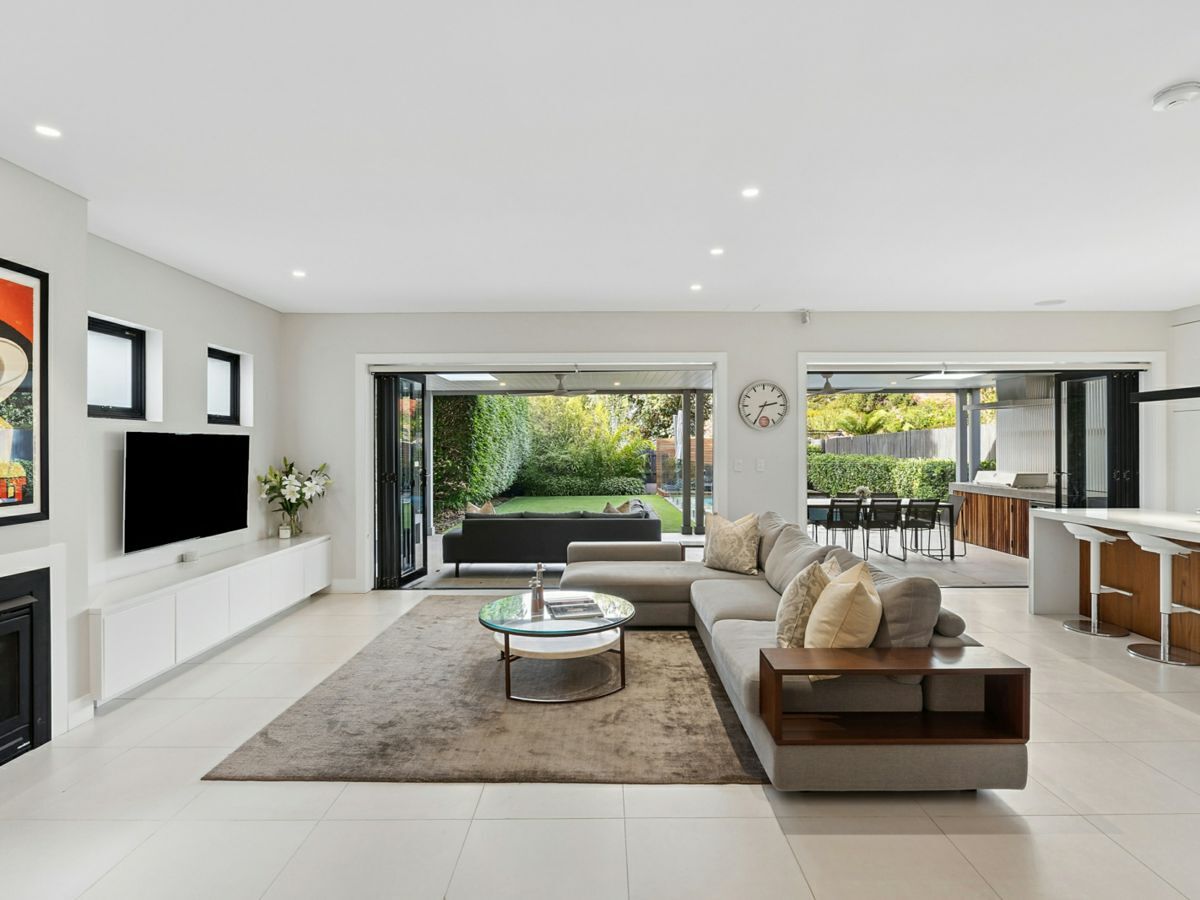 3 Second Avenue, WILLOUGHBY, Willoughby - Thumbnail 2