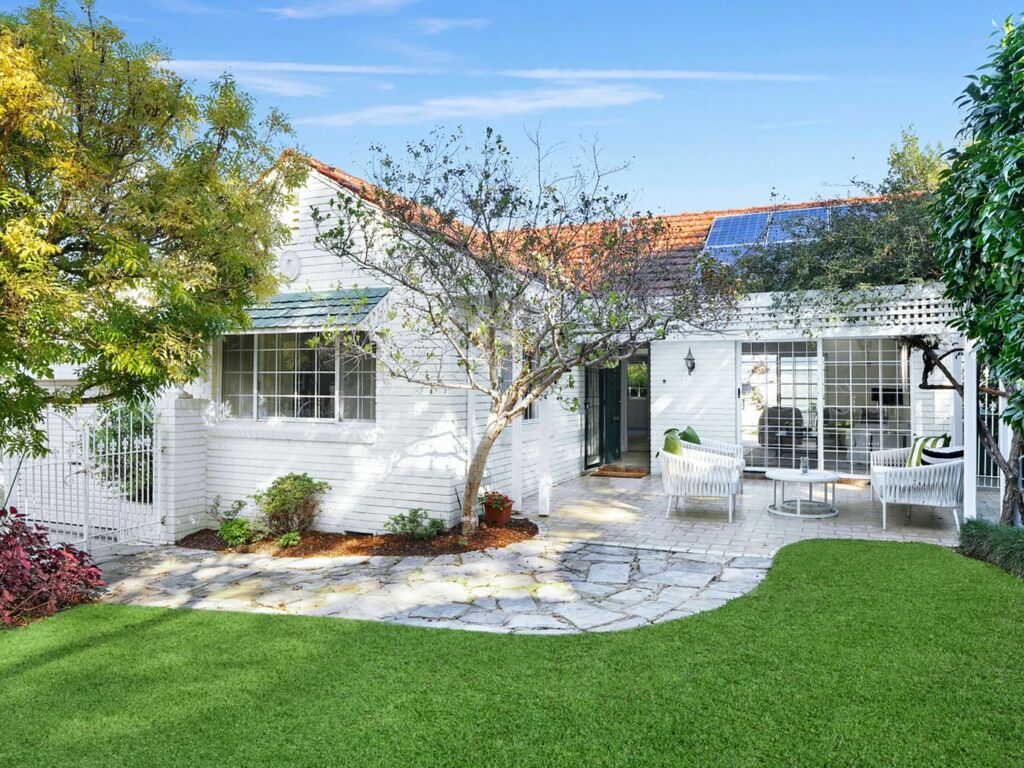 Image of 6 Moorefield Avenue, HUNTERS HILL