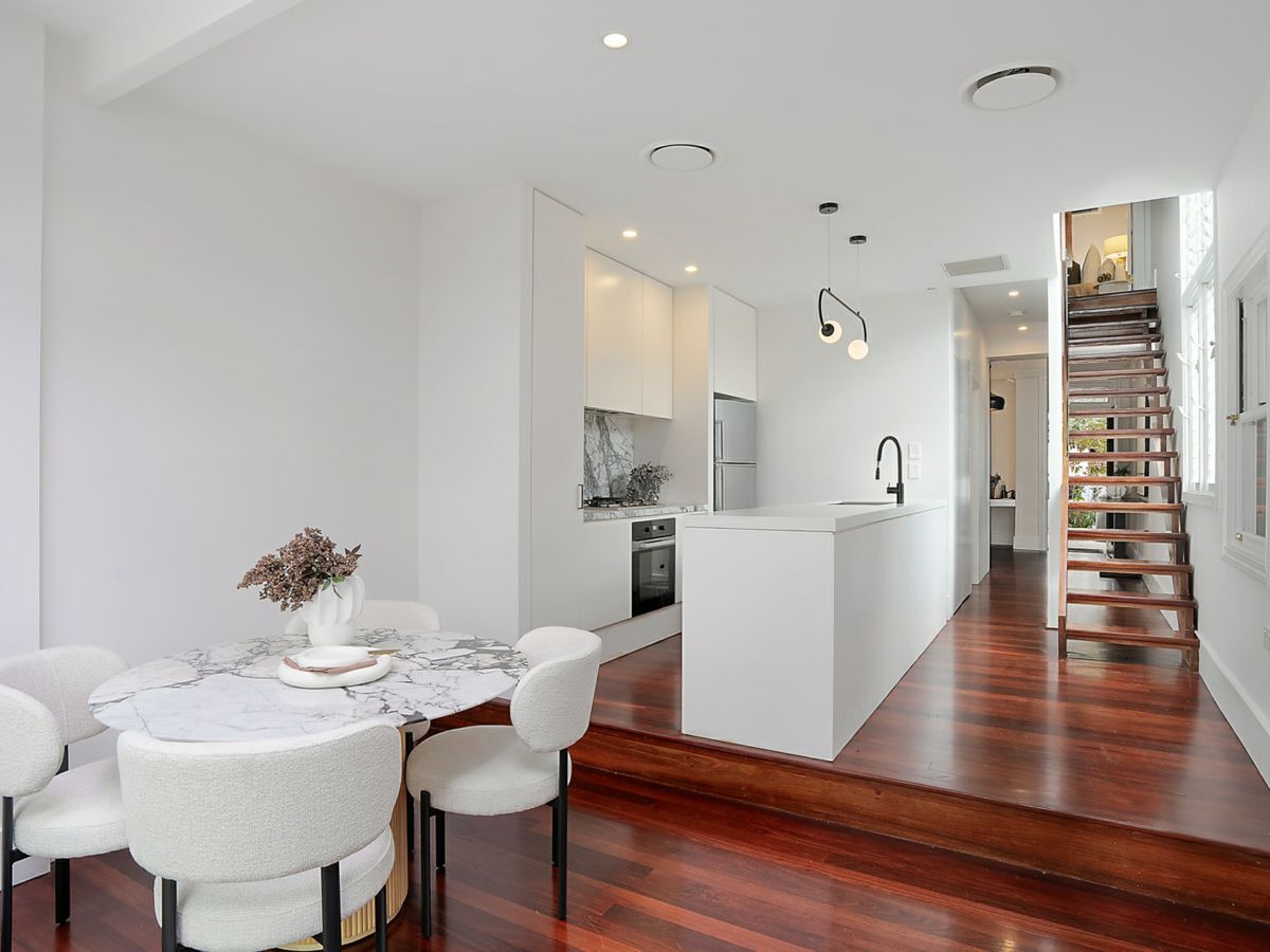 30 Victoria Street, MCMAHONS POINT, Mcmahons Point - Thumbnail 5