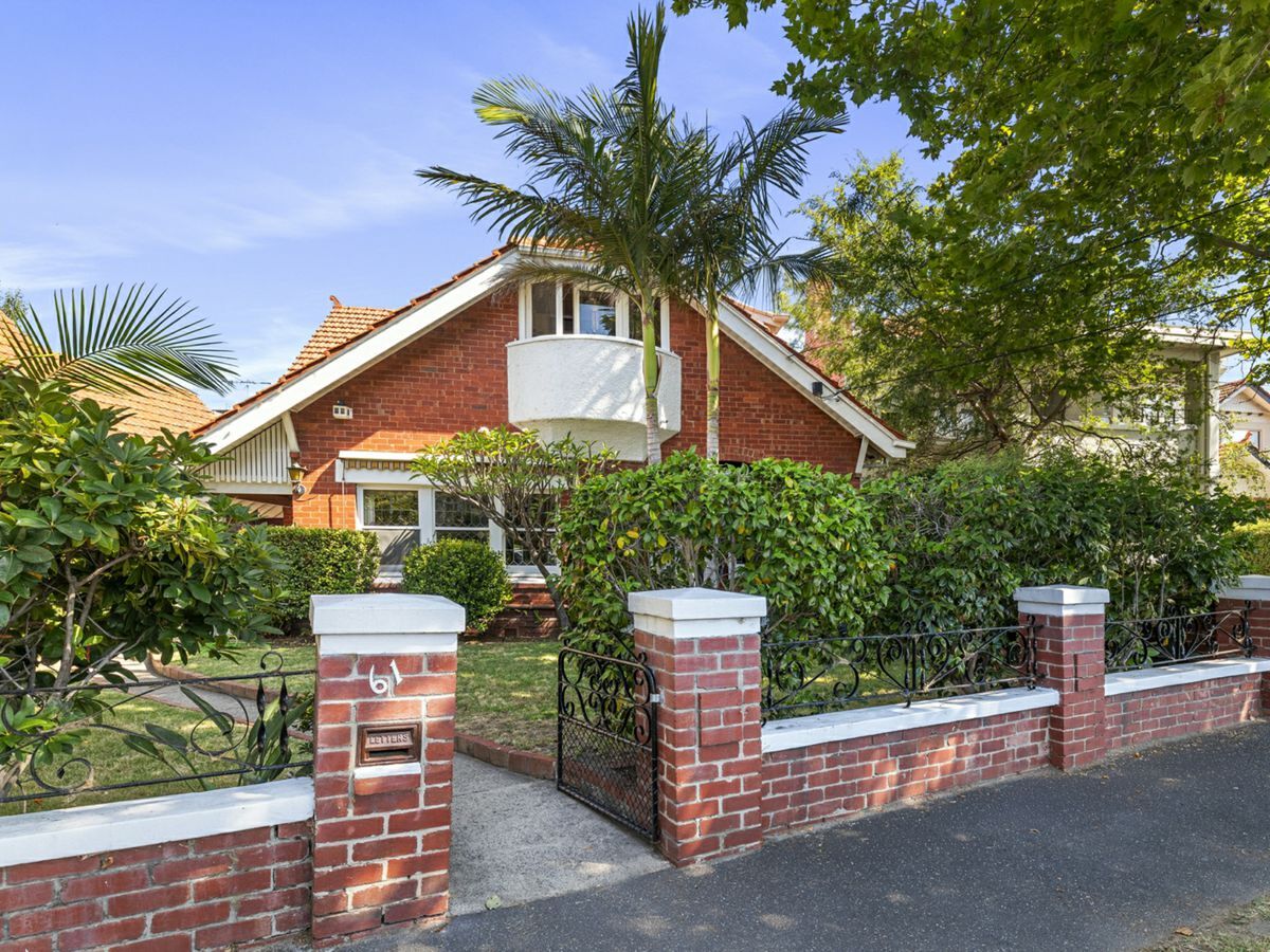 61 Dickens Street, ELWOOD, Elwood - Image 1