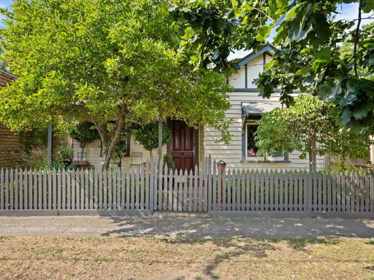 803 Eyre Street, BALLARAT CENTRAL, Ballarat Central - Image 1