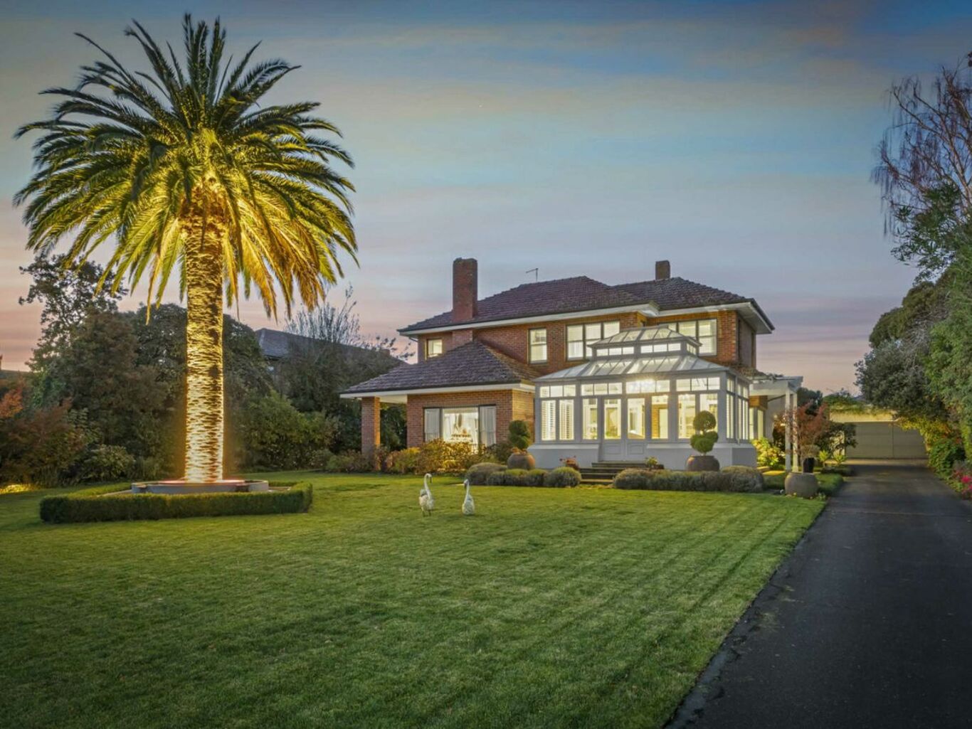 Image of 336 Wendouree Parade, LAKE WENDOUREE