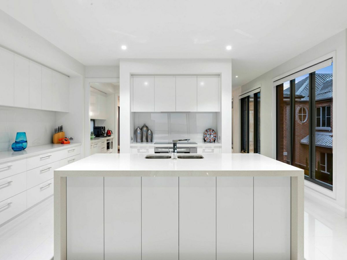 27 Balmoral Crescent, RIPPLESIDE, Rippleside - Thumbnail 6