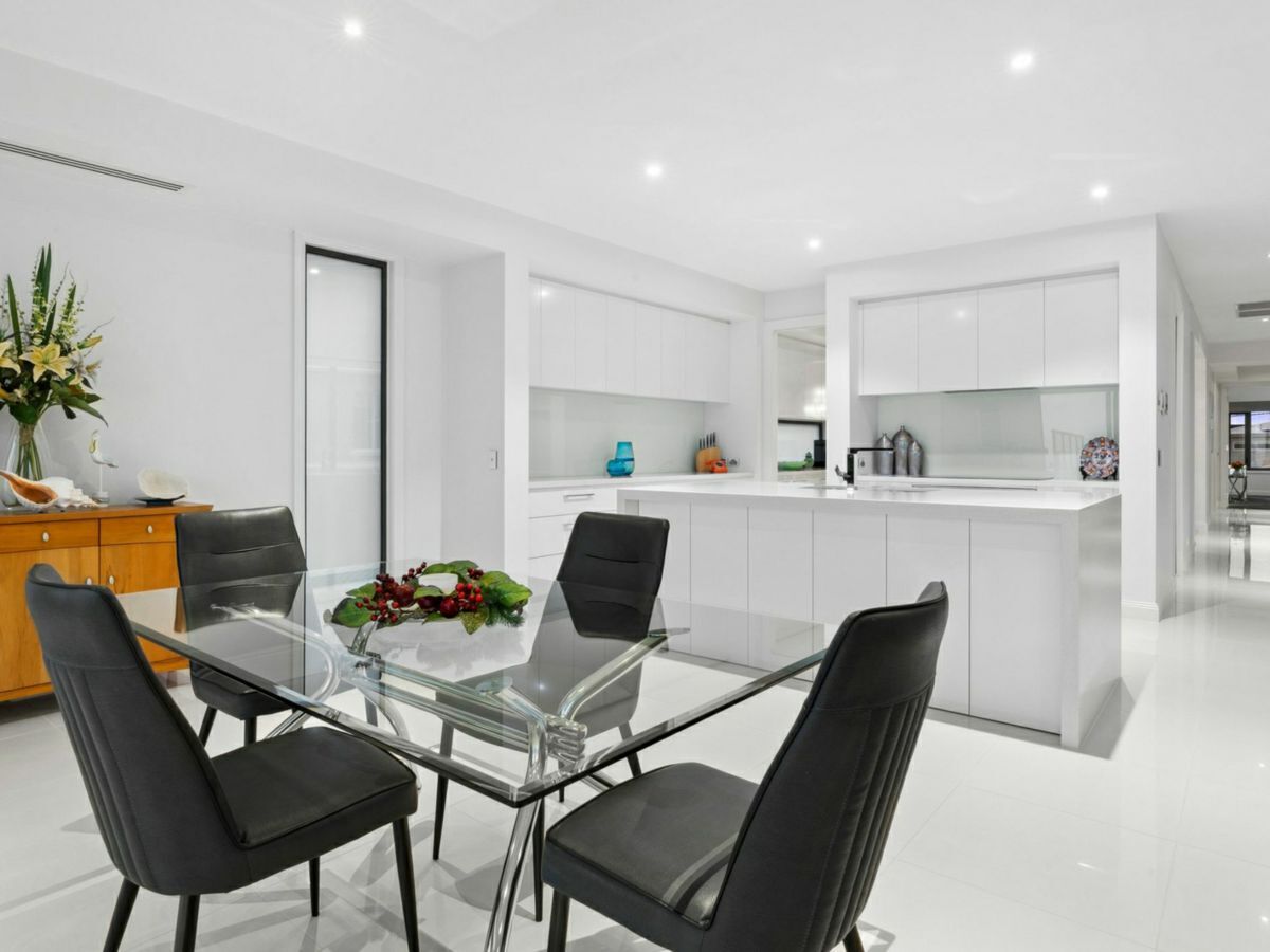 27 Balmoral Crescent, RIPPLESIDE, Rippleside - Thumbnail 7
