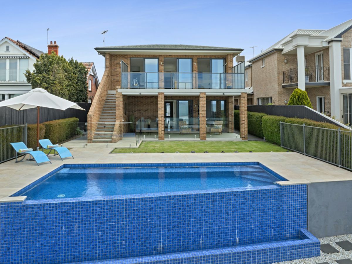 27 Balmoral Crescent, RIPPLESIDE, Rippleside - Thumbnail 3