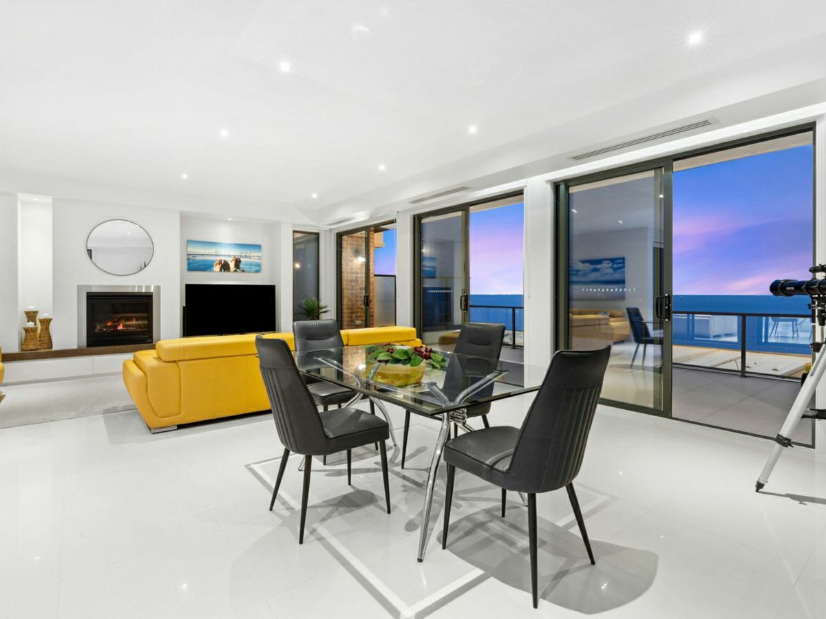 27 Balmoral Crescent, RIPPLESIDE, Rippleside - Image 1