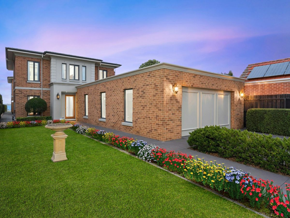 27 Balmoral Crescent, RIPPLESIDE, Rippleside - Thumbnail 2