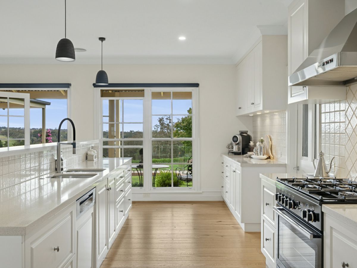 50 Lemins Road, WAURN PONDS, Waurn Ponds - Thumbnail 6
